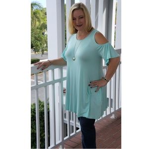 Plus Size Mint Cold Shoulder Tunic with Pockets!